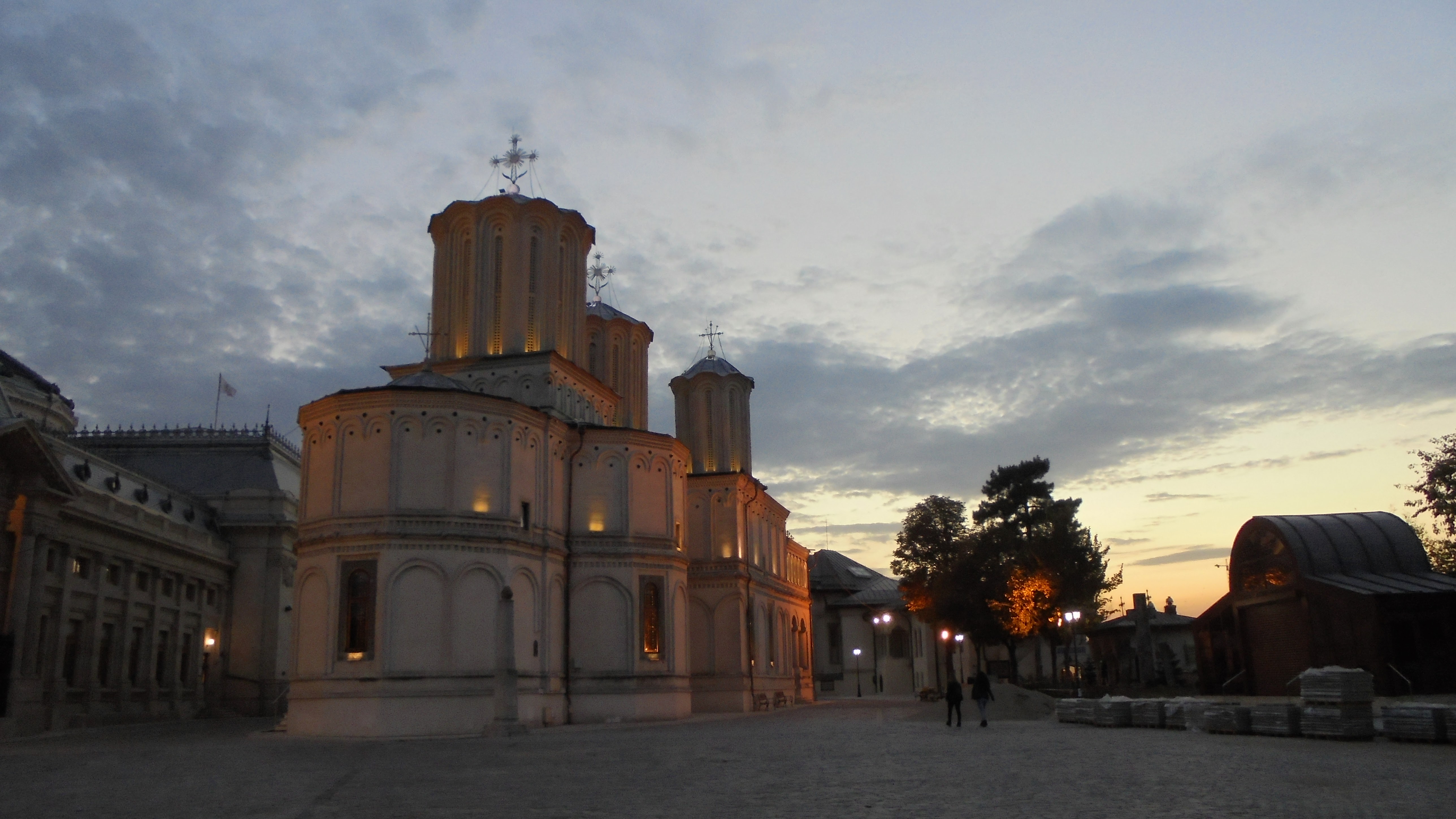 Catedrala Patriarhală din București (Catedral Patriarcal de Bucarest) (Rumanía) (@mibaulviajero)