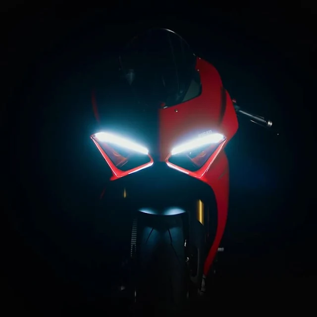 Ducati Panigale V4 Character Wallpaper Engine