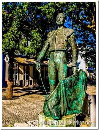 Estátua de Manuel dos Santos; Golegã