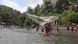 Meriah Pesta Rakyat A'Jalaombong Di Muara S. Sangkulu-Kulu Selayar