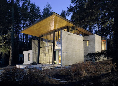 The Chicken Point Cabin Is A Loft-Like Modern Dwelling In Northern Idaho Seen On lolpicturegallery.blogspot.com