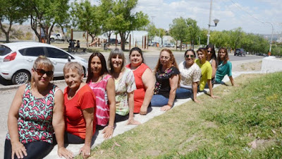  Mujeres y líderes barriales