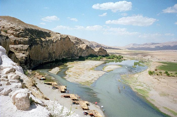 tigris river and euphrates river. tigris river and euphrates