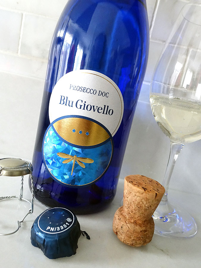 Blu Giovello Prosecco (Italy) - Wine Review