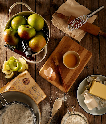 food waste reduction tips, reducing food waste in the kitchen, sustainable cooking, minimizing food waste, smart shopping for less food waste, efficient food storage, mindful meal planning, community food sharing, tracking food waste progress, sustainable kitchen