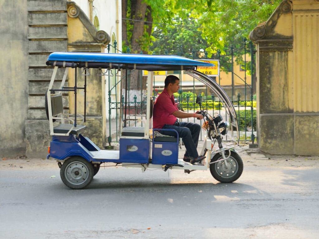 E-Rickshaw Driving
