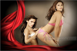 Beautyful Yasmin Khan and Natasha Sikka lesbian posing in bikini Part2 Unseen