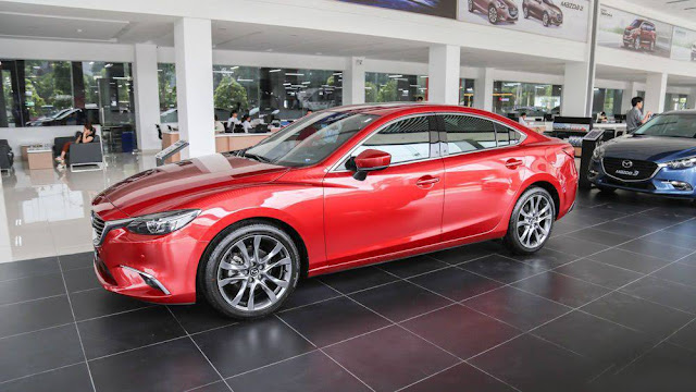 mazda6 màu đỏ 2018