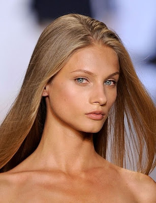 Natural nude make up is the way forward in 2010 The no makeup makeup