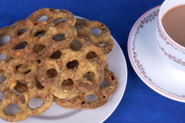 MALAYSIAN FOOD: Kuih cincin