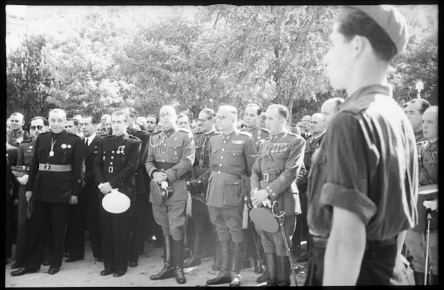 toledo guerra civil española monumento Moscardó hijo