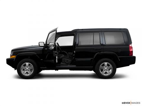 2008 Jeep Commander Midsize SUV side view