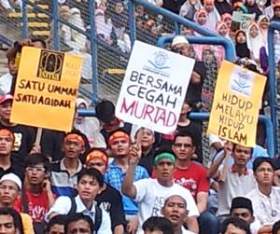 Himpun placards