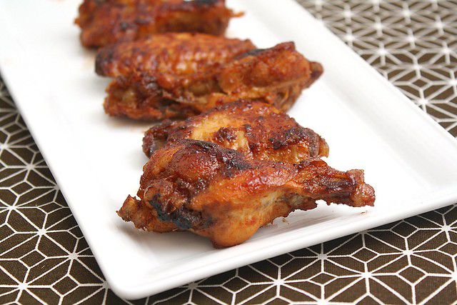 Slow Cooker Sticky Wings
