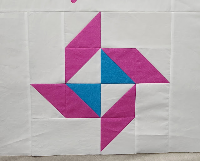 Spinning Star block | DevotedQuilter.com