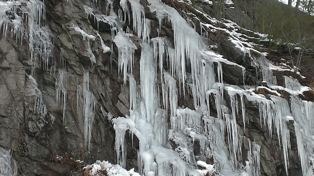 caverns