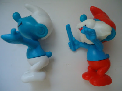 2 Smurf figures - Papa Smurf and Smiling Smurf