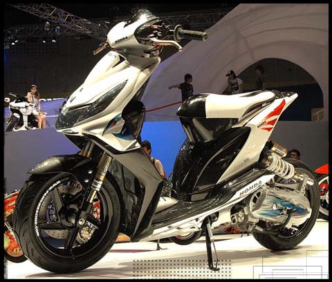  Honda  Beat matic  Motorcycle Pictures Gambar Foto  
