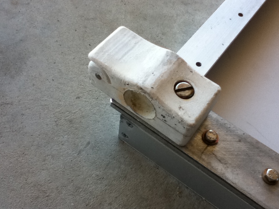 After trying both, I prefer the lever arm rather than the allen key 