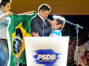 Ao ser escolhido o candidato do PSDB à Presidência da República, Aécio Neves defende unidade em favor das mudanças que o Brasil espera