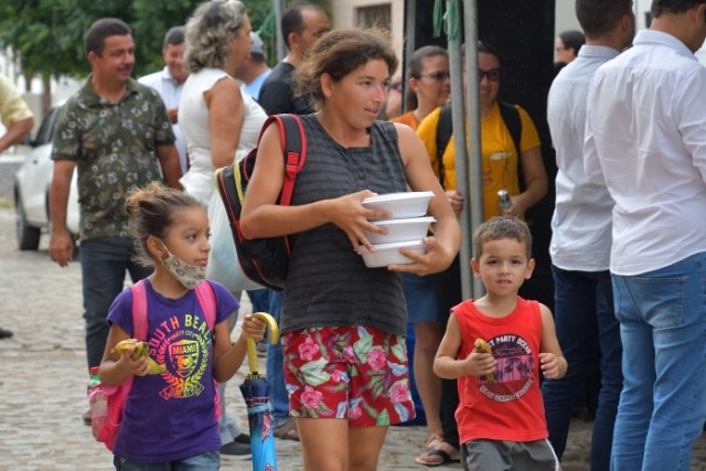 Programa Tá na Mesa chega as cidades de Mulungu e Juarez Távora