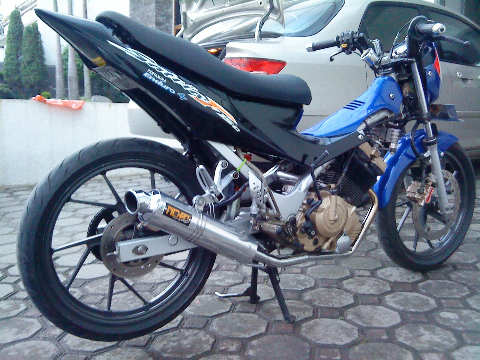 Modifikasi Motor Satria Fu