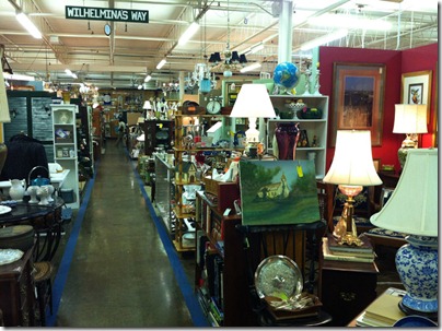 antiquemall 003