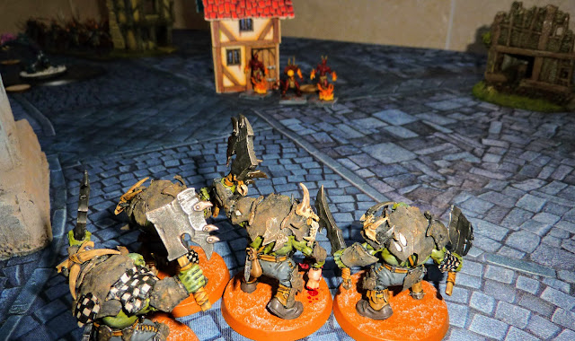 Age of Sigmar battle report: Border War' between Orruk Ironjawz and Disciples of Tzeentch.