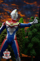 S.H. Figuarts -Shinkocchou Seihou- Ultraman Dyna Flash Type 32
