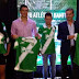 Luciano Civelli fue uno de los modelos para presentar la nueva camiseta de Banfield