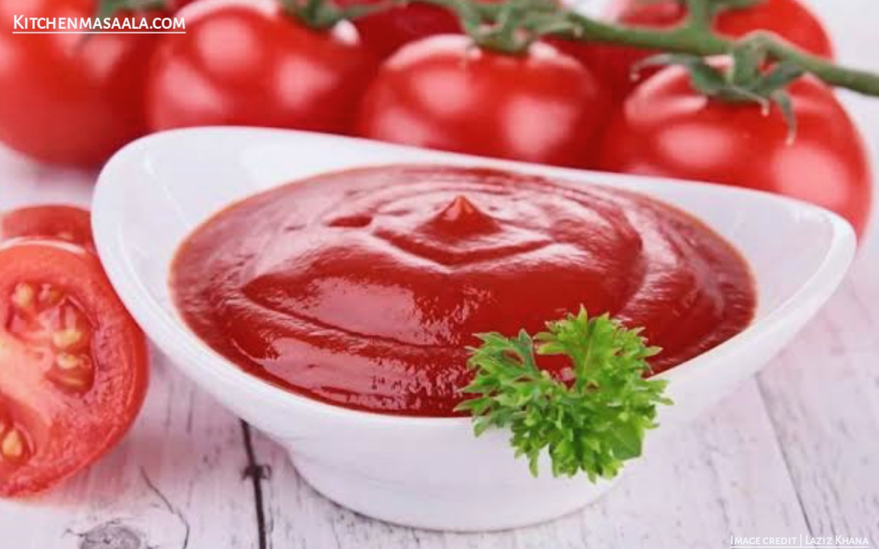 घर में टमैटो केचप बनाने की विधि || Tomato ketchup recipe in Hindi, tomato ketchup image, टोमेटो केचप फोटो, टमैटो केचप फोटो, kitchenmasaala.com