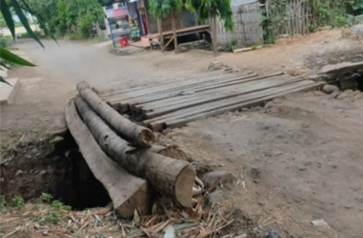 Warga Keluhkan Kerusakan Plat Dekker Jalan Poros Perbatasan Desa Datara-Bangkalaloe