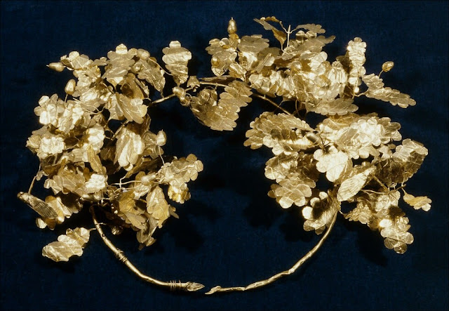 Χρυσό στεφάνι. © The Trustees of the British Museum