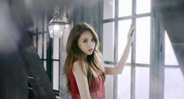 Fiestar's Jei (재이) in You're Pitiful MV