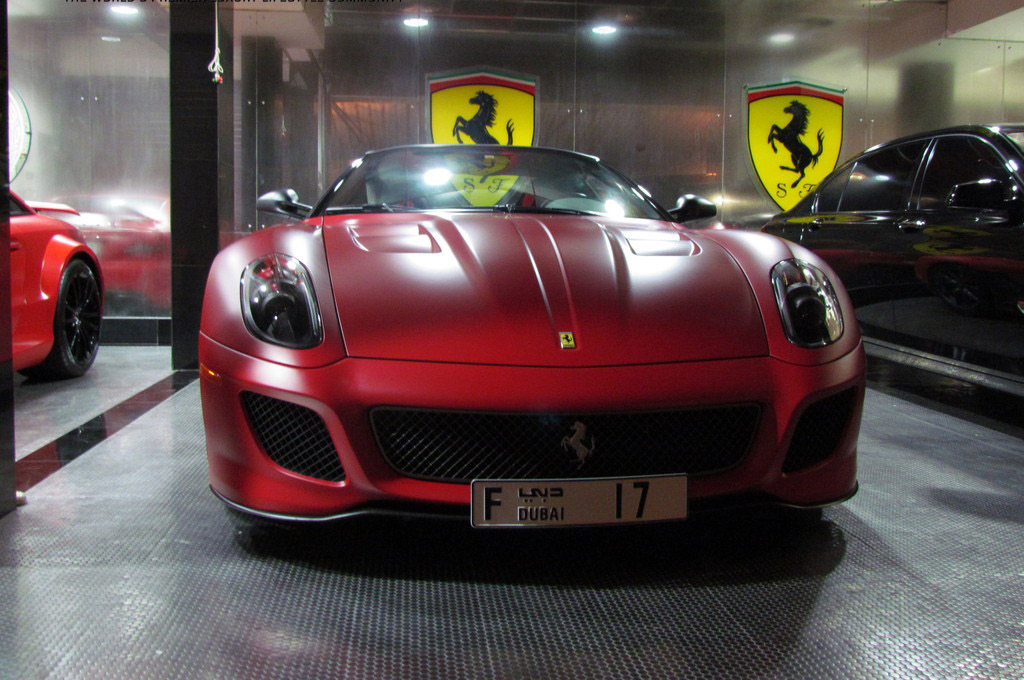 The 599 GTO quietly sitting in its garage