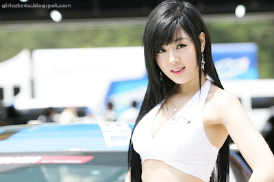 17 Hwang Mi Hee-CJ Super Race R2 2011-very cute asian girl-girlcute4u.blogspot.com