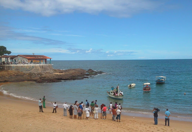 Mesmo sem os pescadores a procissão marítima de Santana foi realizada