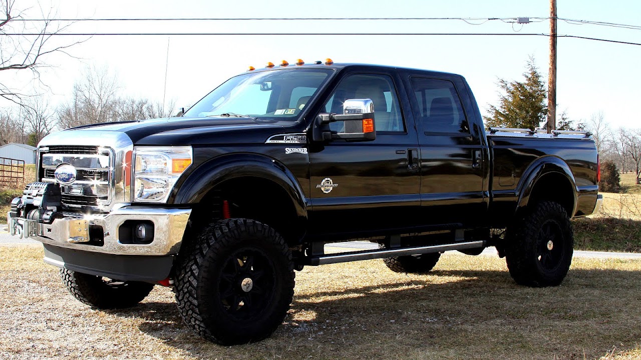 Ford F-250 Super Chief Lift