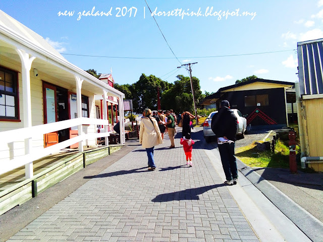 http://dorsettpink.blogspot.com/2017/04/travelog-new-zealand-2017-maori.html