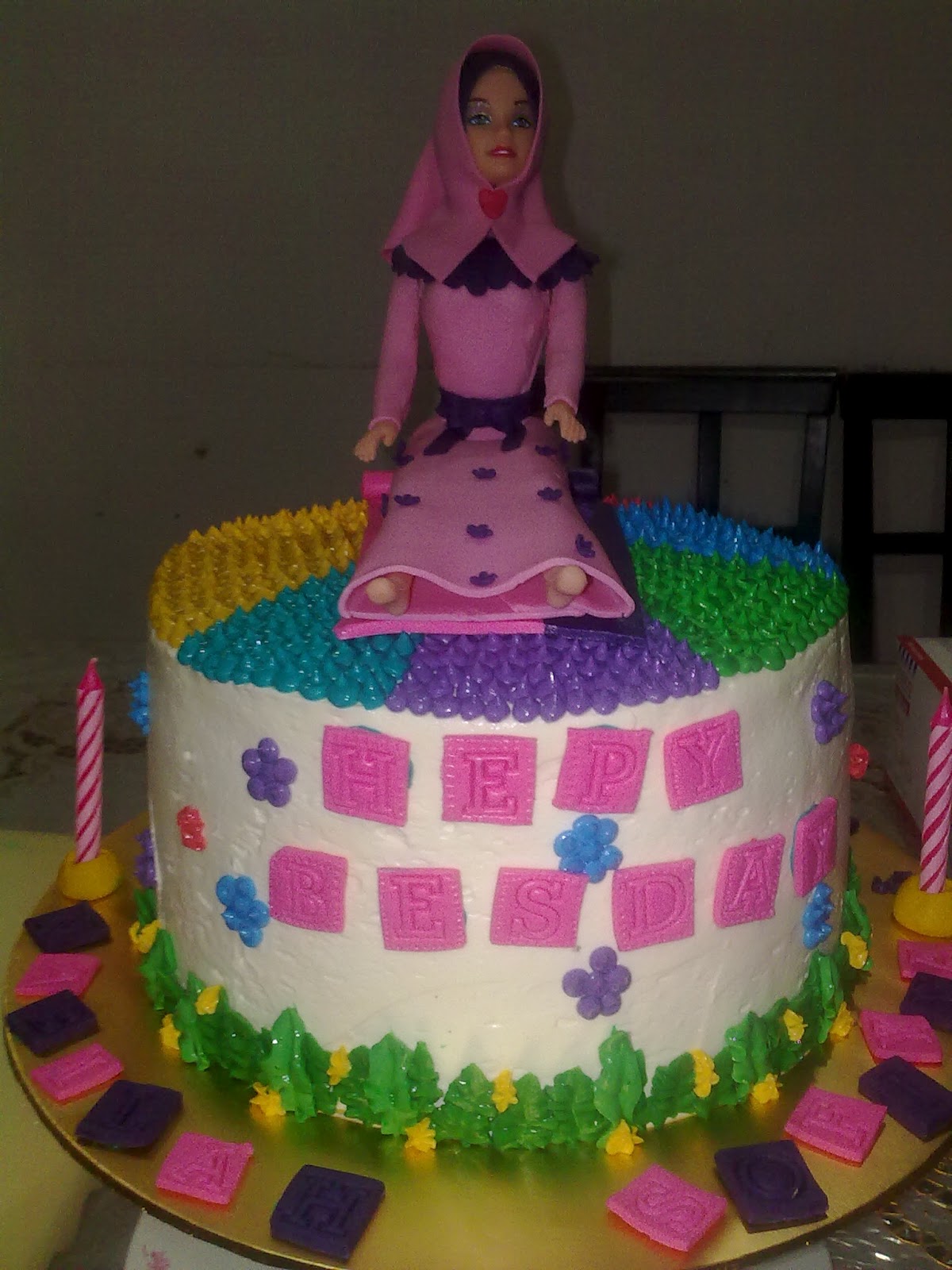 Dlovelymuffinbakery: BARBIE ON ITALIAN RAINBOW CAKE