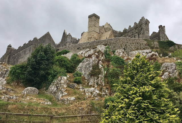 Rock Of Cashel-Rock Of The Mists