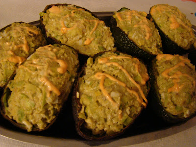 Aguacates rellenos