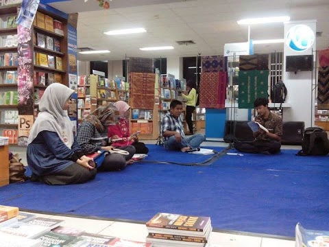 Bedah Buku “Malin Bonsu” Bulan Pusaka Pekanbaru 2014