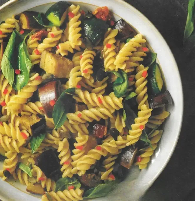 Fusilli alle melanzane e zucchine