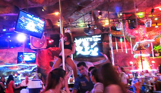 Sexy Patong bar girls