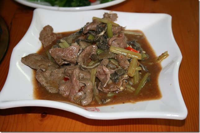永康鴻品牛肉 芹菜牛雜