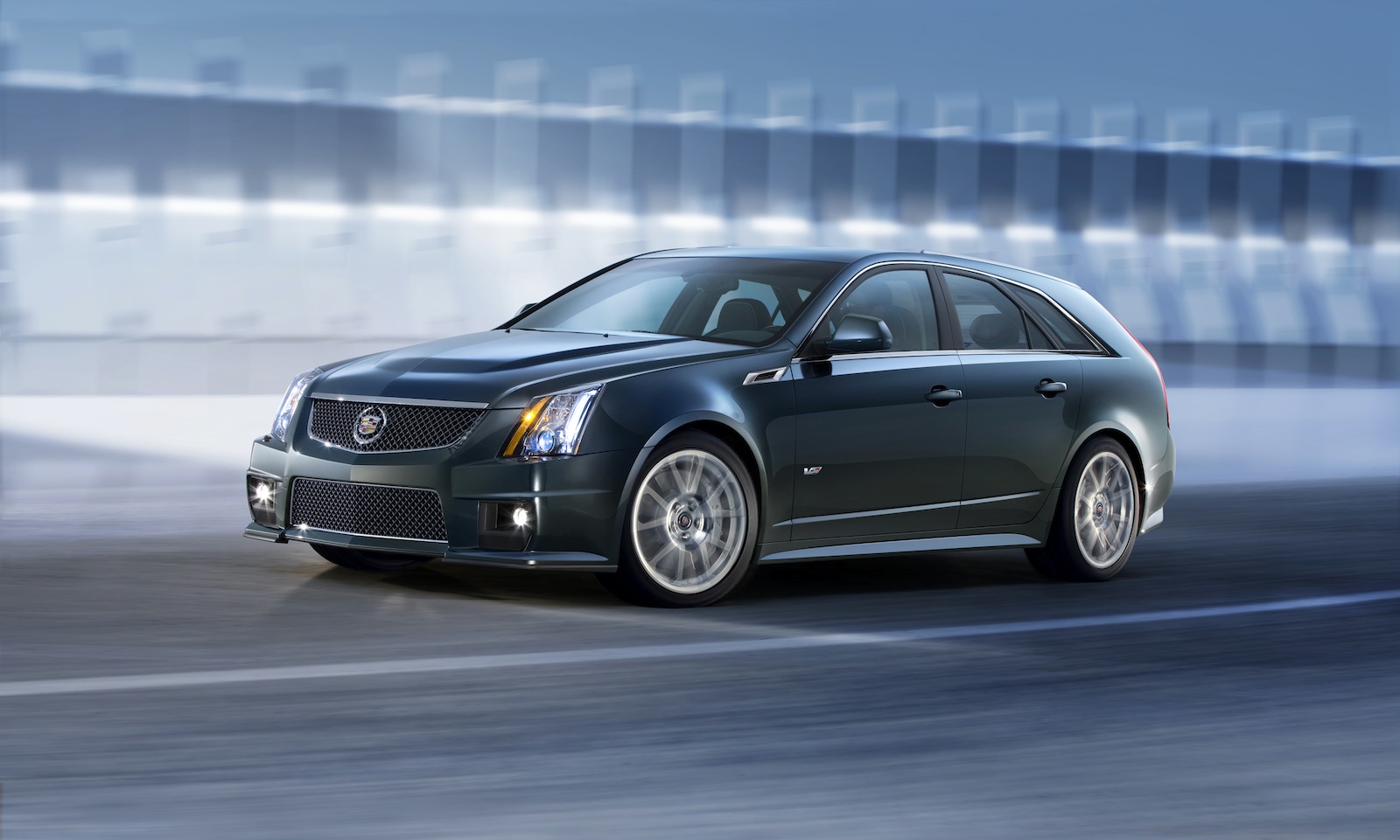 Road Car Pictures: 2011 Cadillac CTS-V Sport Wagon