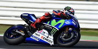 Lorenzo Catatkan Waktu Tercepat Sesi Latihan Bebas Pertama MotoGP Motegi 2015