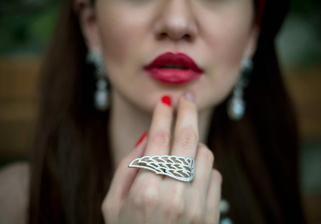 Shazé Accessories, Jewelry,eagle wing ring, Red Lips