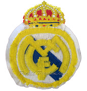 Piñata Escudo Real Madrid. Publicado por Cristina en 16:27